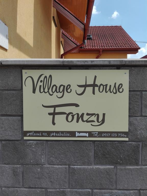 Village House Fonzy Hrabusice Exterior photo